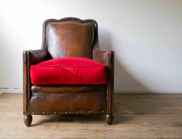 Leather club chair - Image 3