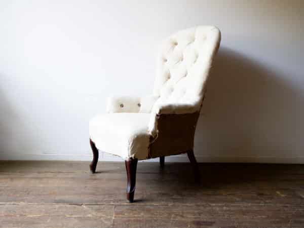 French button back chair