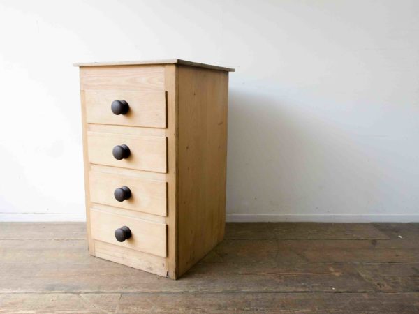 pine drawers