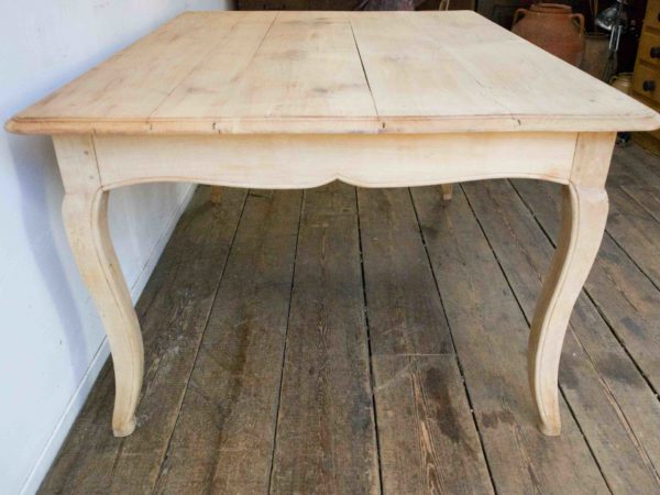 French country style dining table - Image 5