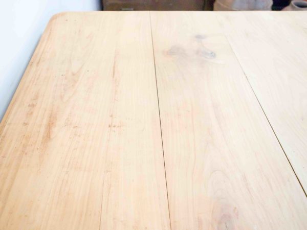 French country style dining table - Image 10