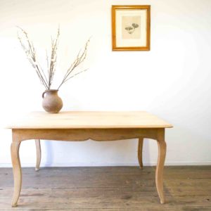 pale pine table