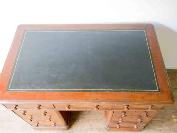 Victorian pedestal desk - Image 4