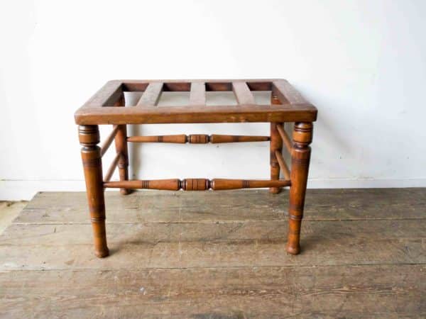 Wooden luggage rack - Image 3