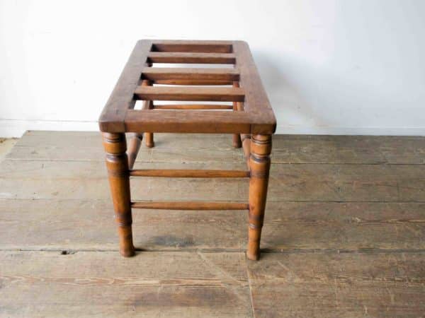 Wooden luggage rack - Image 4